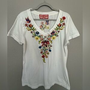 JWLA Johnny Was Embroidered V-Neck Tee White Floral Butterfly Size XL
